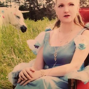 Meet your Posher, Jamed